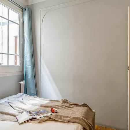 Canela Homes Diputacio Barcelona