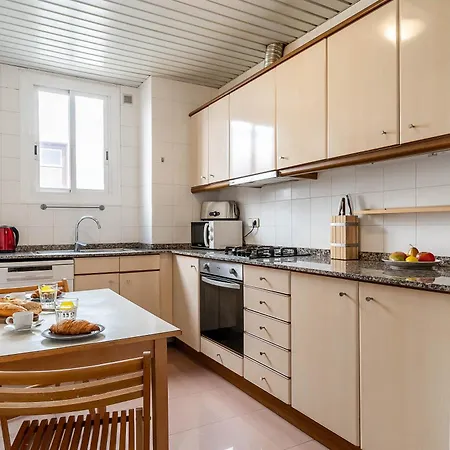 Canela Homes Diputacio Apartment Barcelona